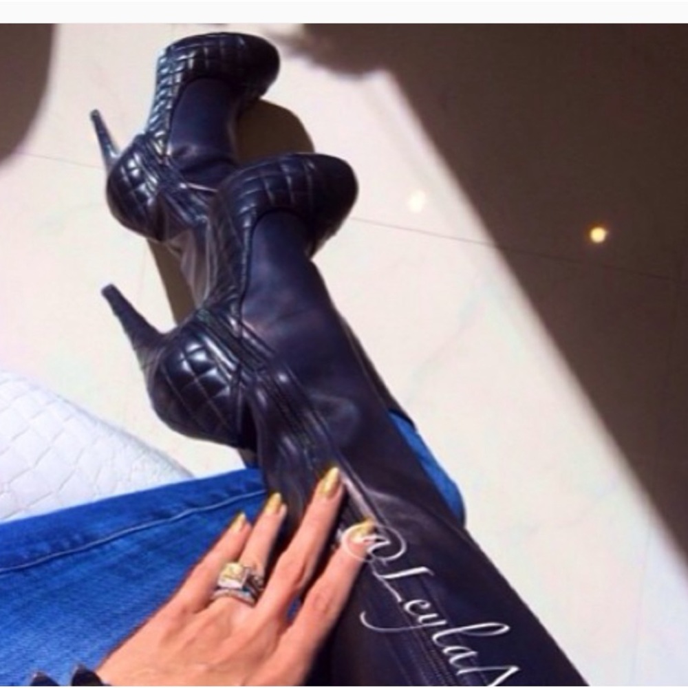 NIB Chanel High Quilted Lambskin Boots Size 37.5